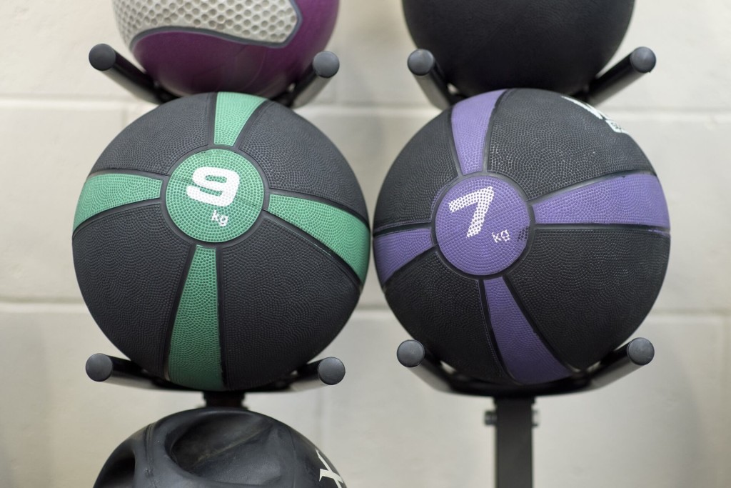 How to Use Medicine Balls & Agility Ladders + Gear Reviews 2018